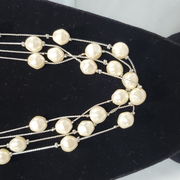 Bonworth pearl silver chain necklace earring set - Picture 3 of 5